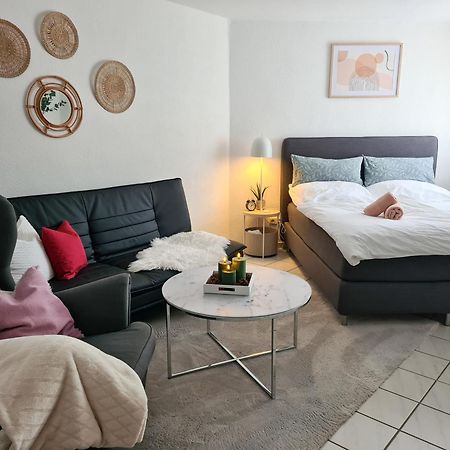 Ferienwohnung Rote Tuer - Landleben Pur! Kirchhain Экстерьер фото