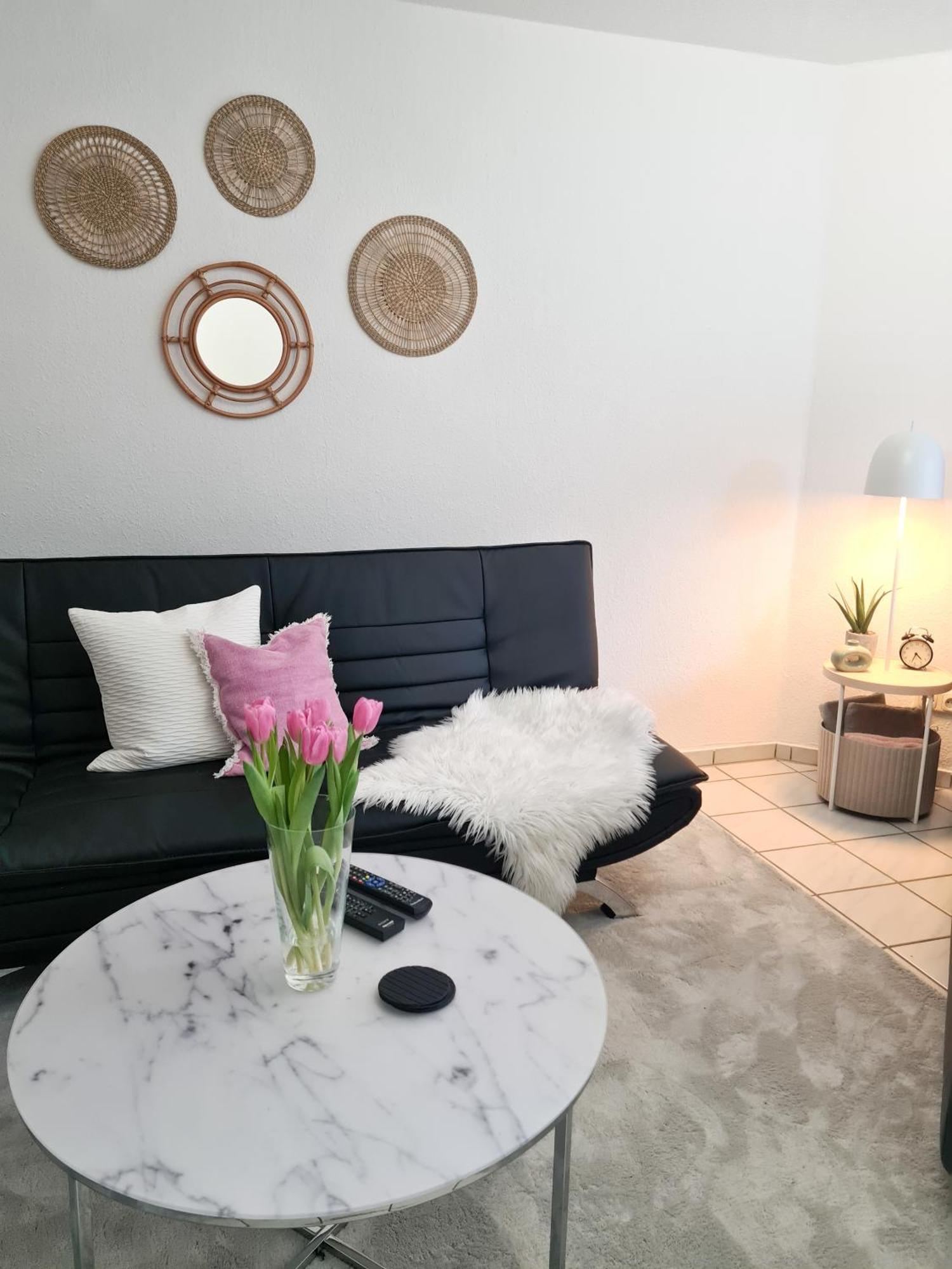 Ferienwohnung Rote Tuer - Landleben Pur! Kirchhain Экстерьер фото