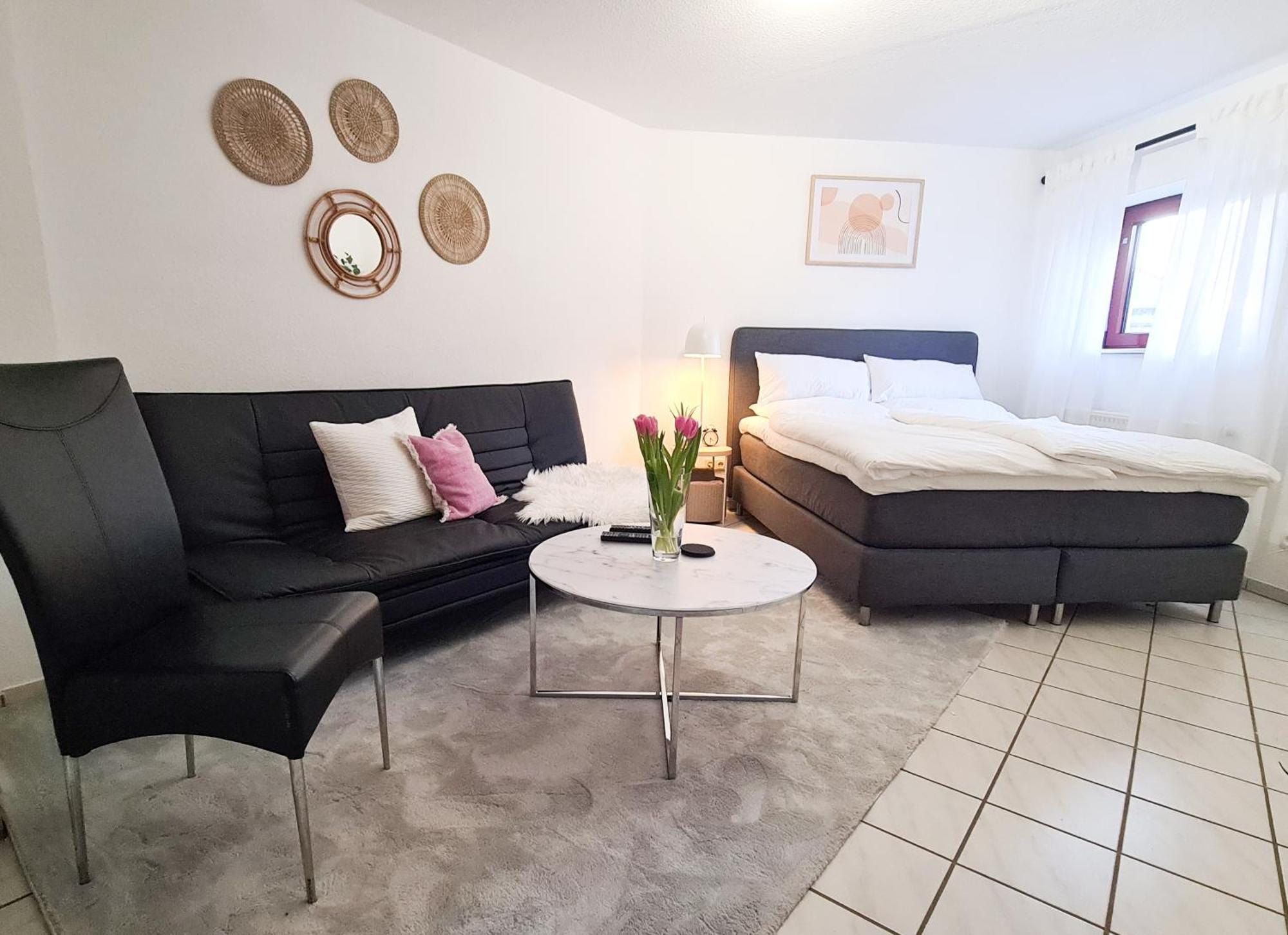 Ferienwohnung Rote Tuer - Landleben Pur! Kirchhain Экстерьер фото